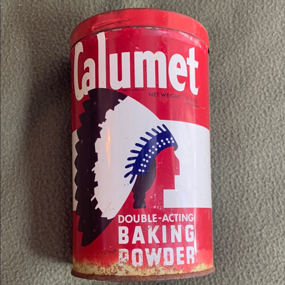 Vintage Calumet Double-Acting Baking Powder tin.  Approximately 3 1/2” x 6”.